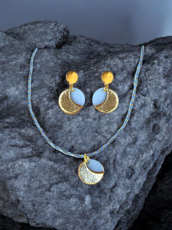 Conjunto gargantilla azul pastel