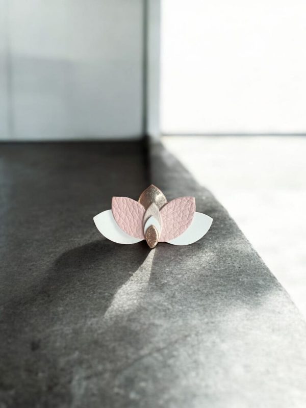Broche Flor de Loto rosa