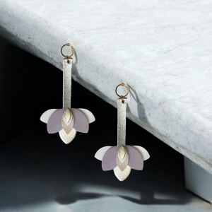 Flor de Loto Colgante violeta