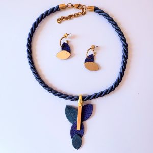 Conjunto Asimétrica azulón