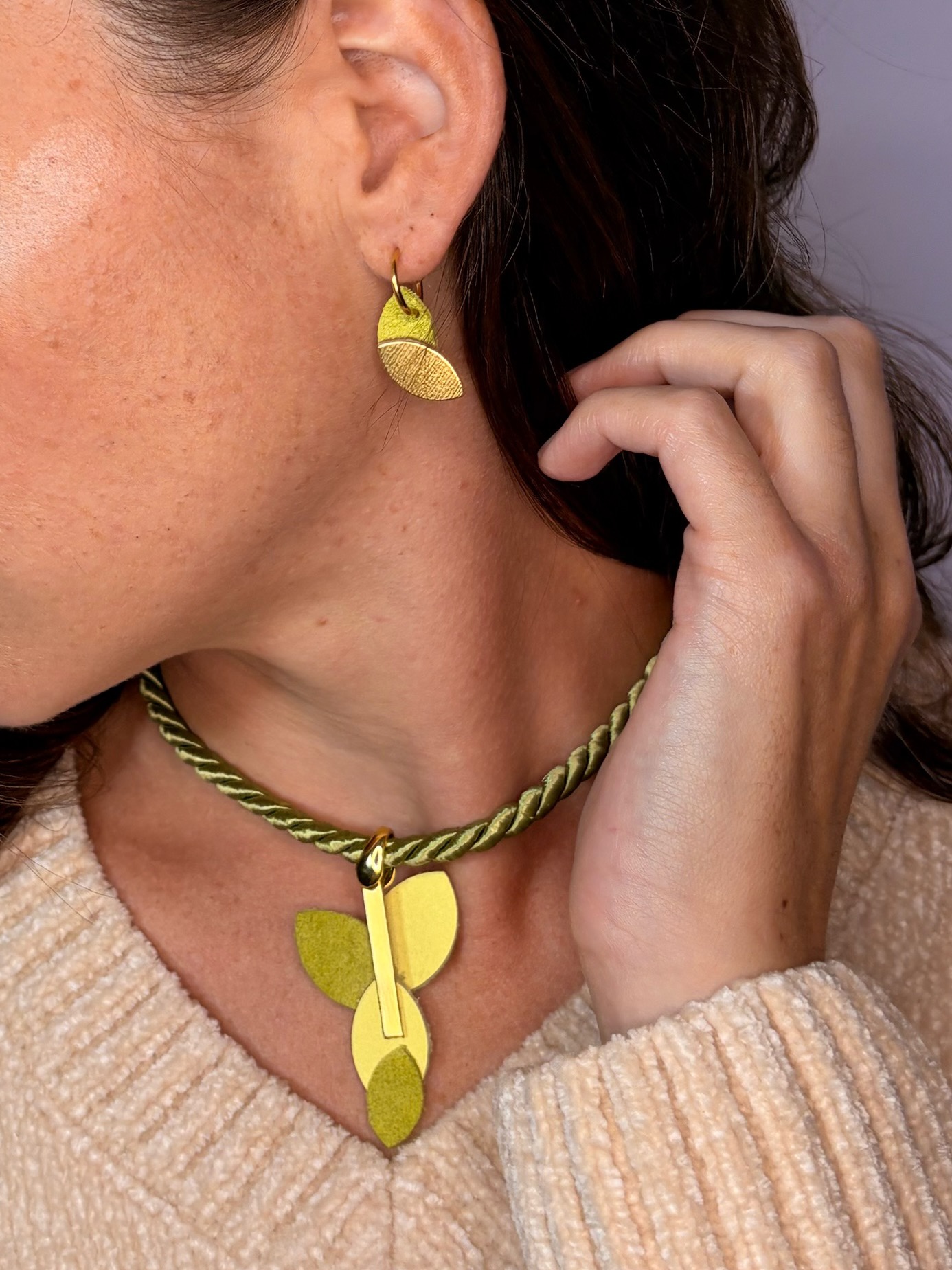 Conjunto Asimétrica verde - Imagen 2