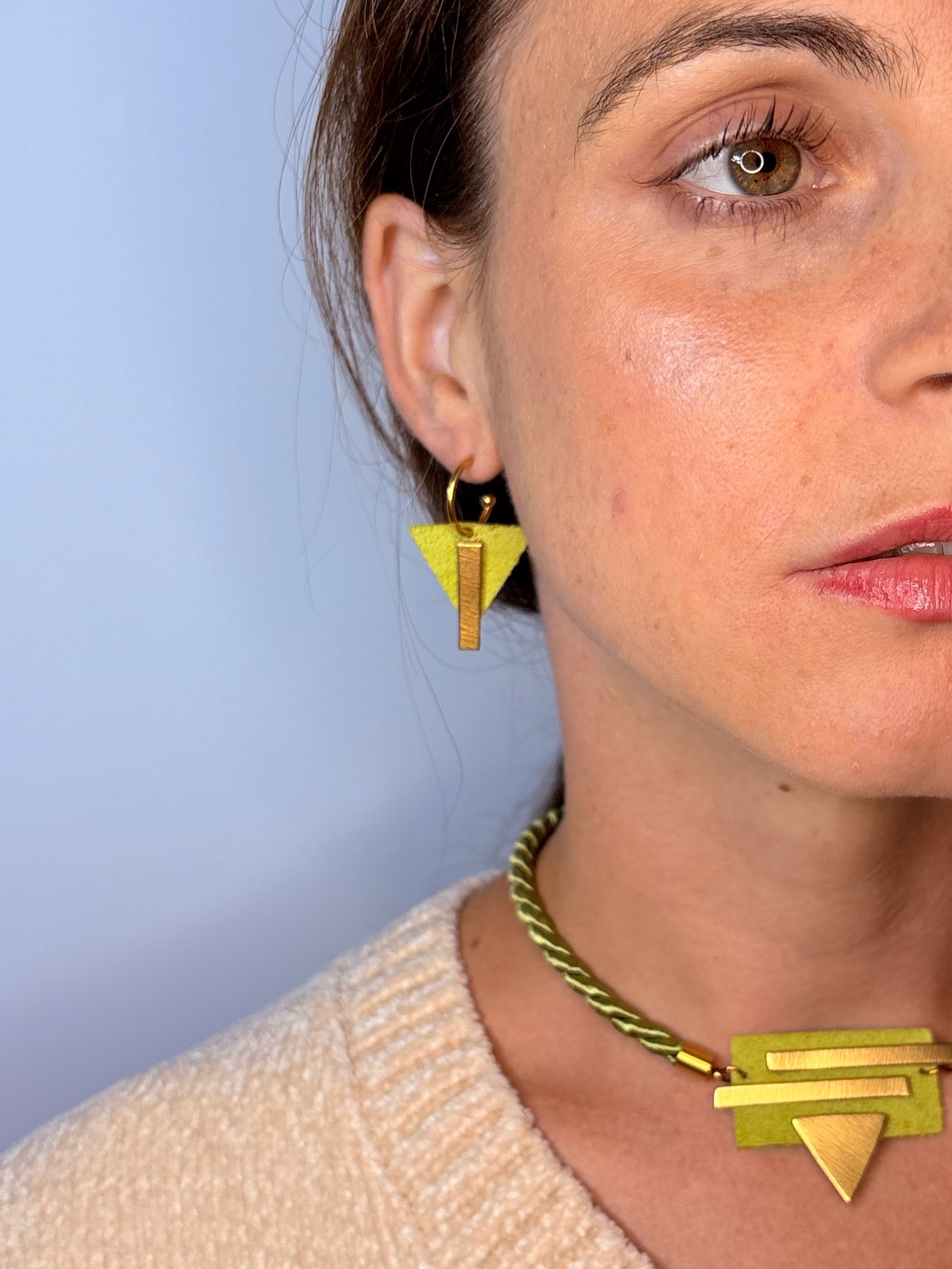 Conjunto Asimétrica verde-oro - Imagen 2