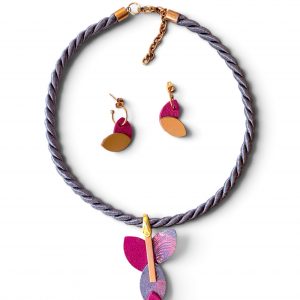 Conjunto Asimétrica fucsia estampado