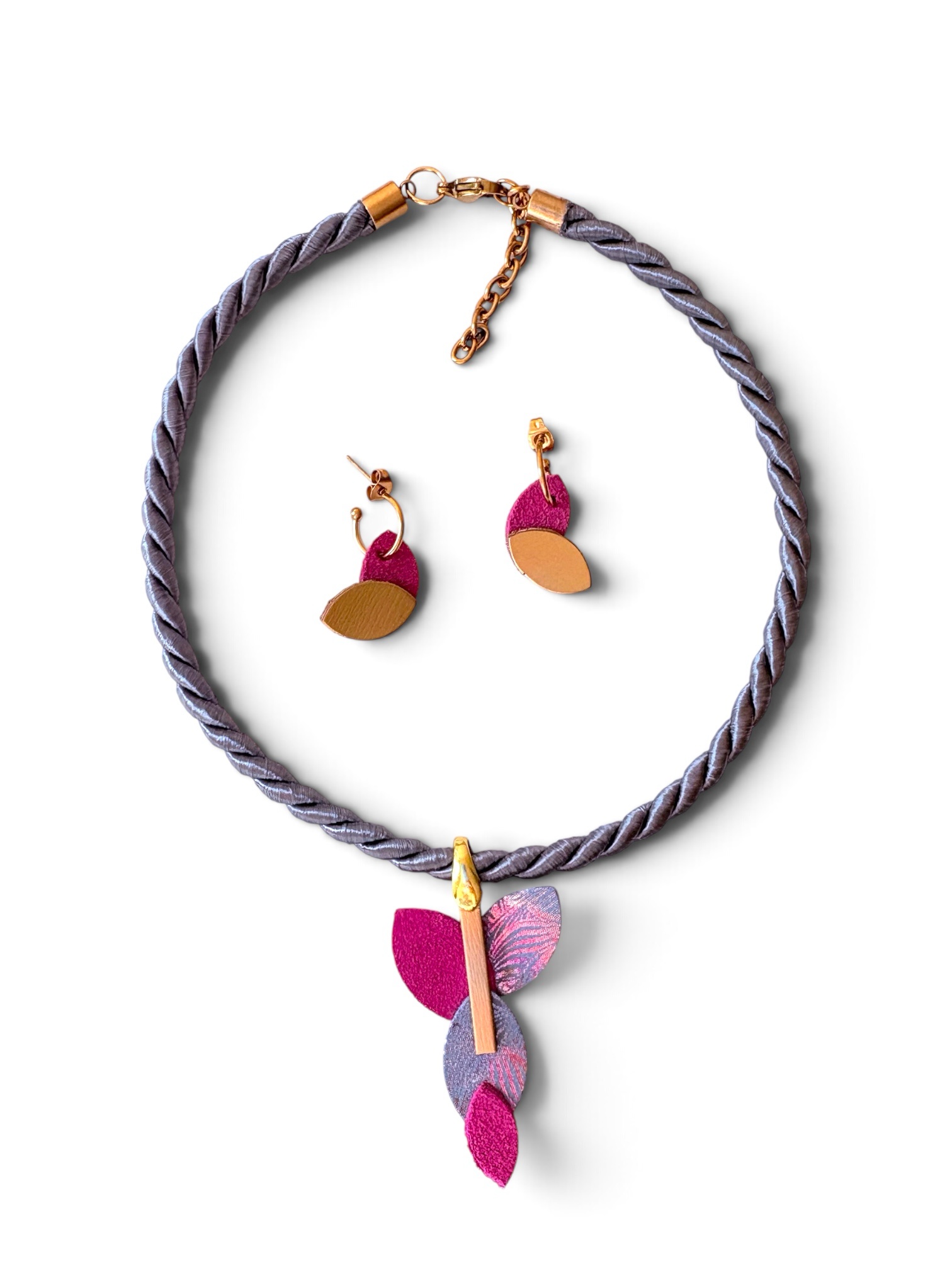 Conjunto Asimétrica fucsia estampado