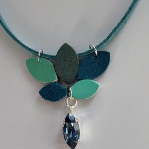 Colgante hojas azul con Swarovski