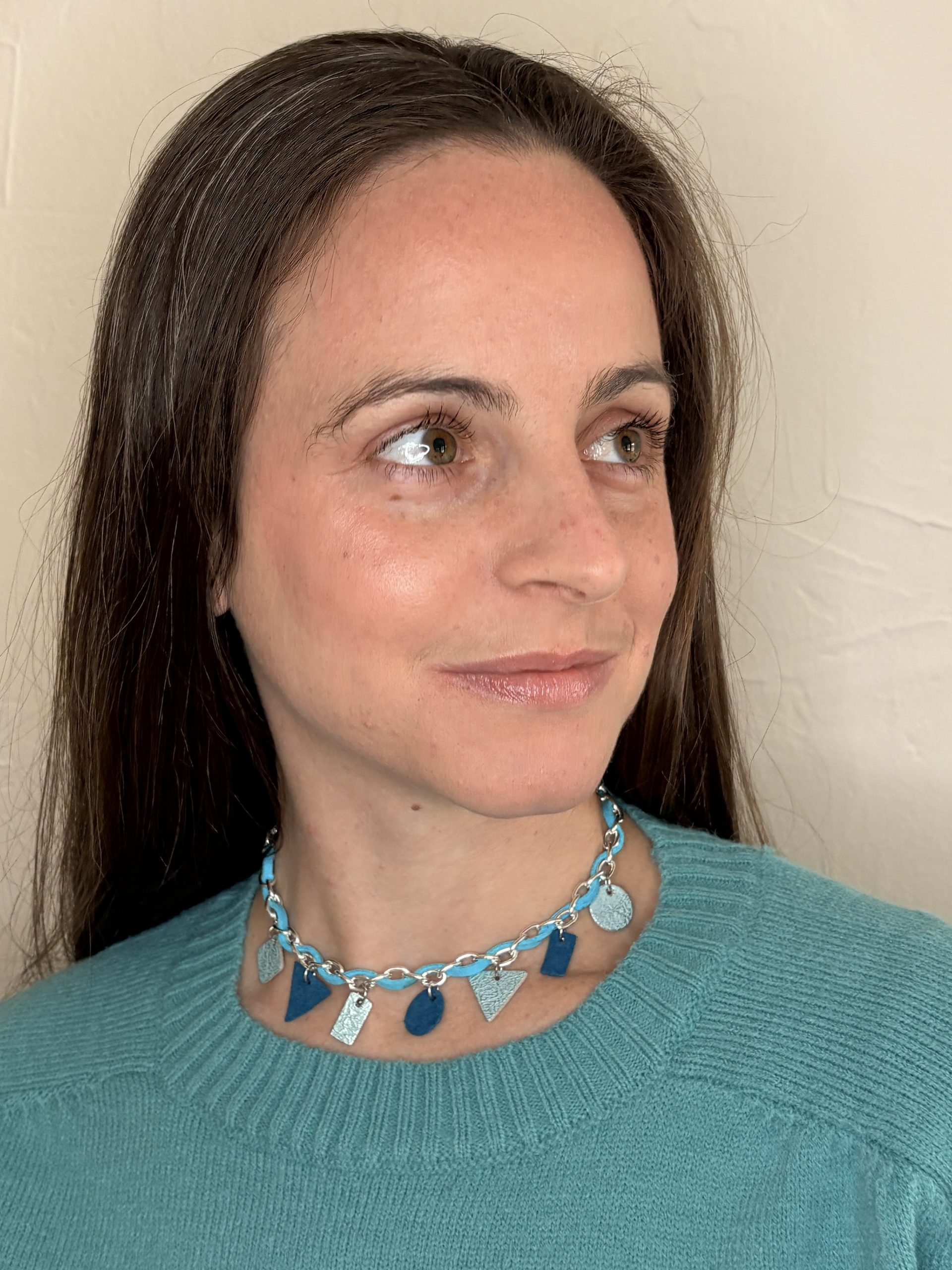 Gargantilla charms turquesa - Imagen 4