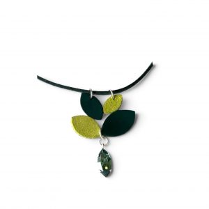 Colgante hojas verde con Swarovski